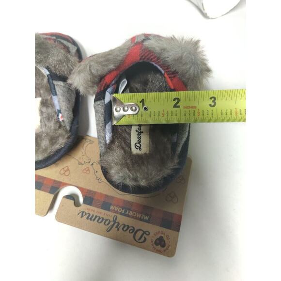 Dearfoams Kids Slippers Lil Bear Christmas size 5-6 Red Black Memory Foam - Picture 16 of 16